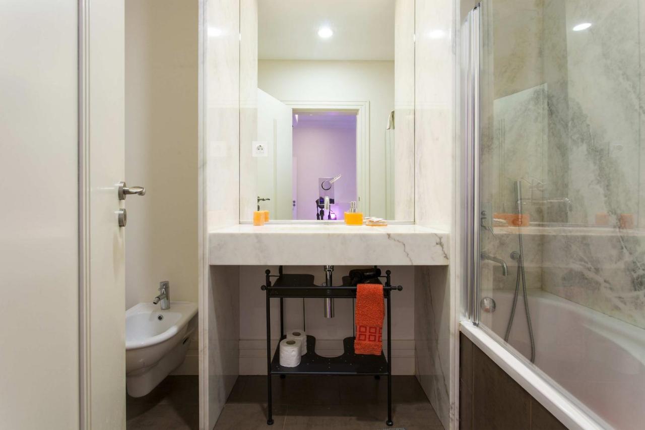 Appartamento Downtown Madalena By Homing Lisbona Esterno foto