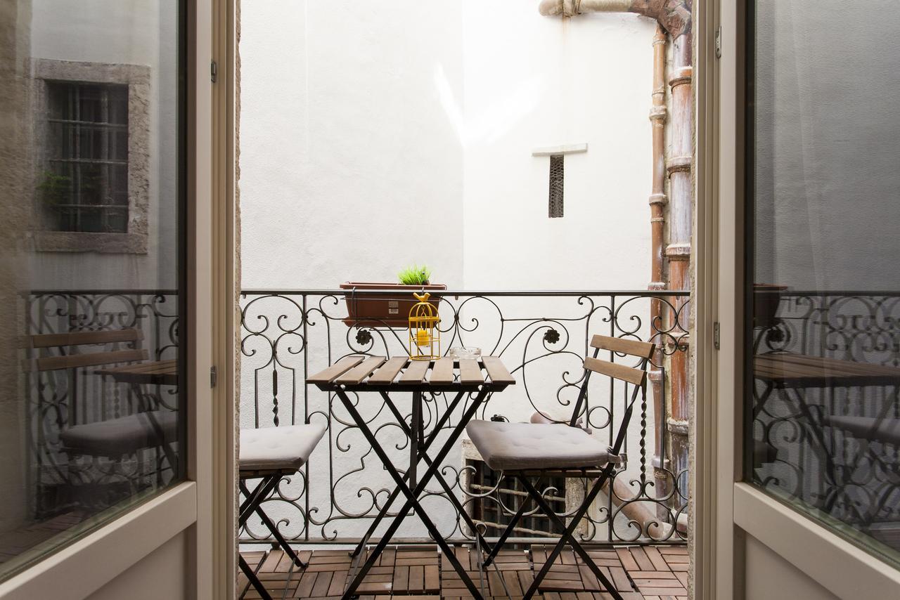 Appartamento Downtown Madalena By Homing Lisbona Esterno foto